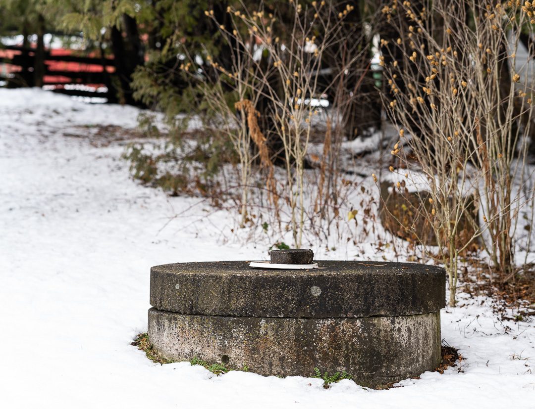 North Oshawa residents rely on wells for water. Soil contamination from fill sites near watersheds and the moraines aquifers is a concern for rural residents.