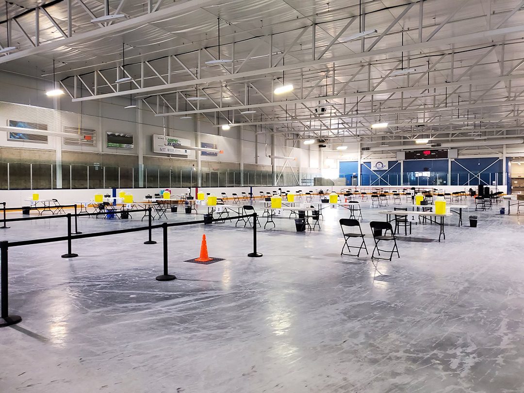 The Campus Ice Centre in Oshawa being set up for mass vaccinations from @Colleen_Wilk