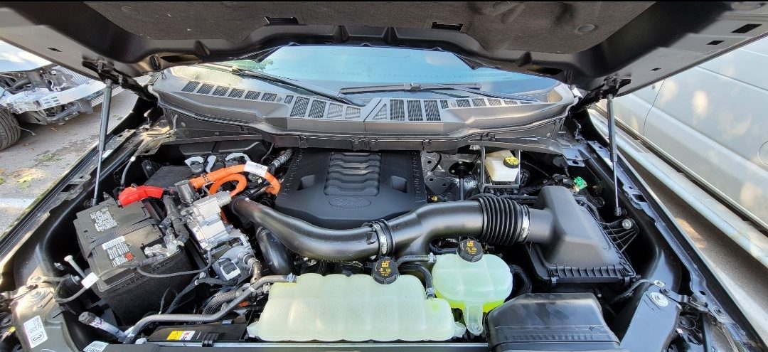 The 3.5-litre V6-engine hybrid tech