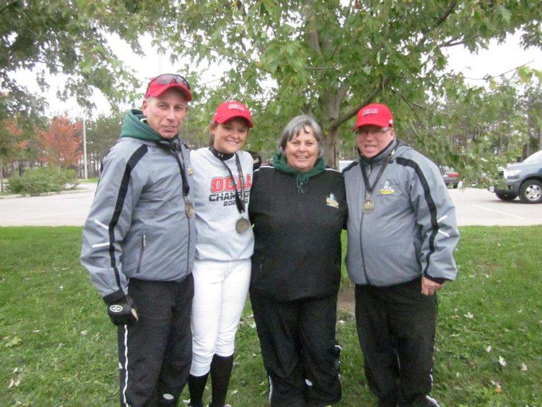 Shannon Galea with her three coaches from Durham College. Jim Nemish (far left), Shannon (second from left), Rosie Theriault (middle), and Mal Swift (far right).