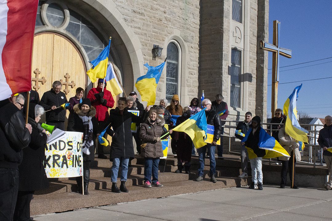 The rally concluded with a speech from Odarka Matyczak followed by the Ukrainian and Canadian national anthems and a prayer.