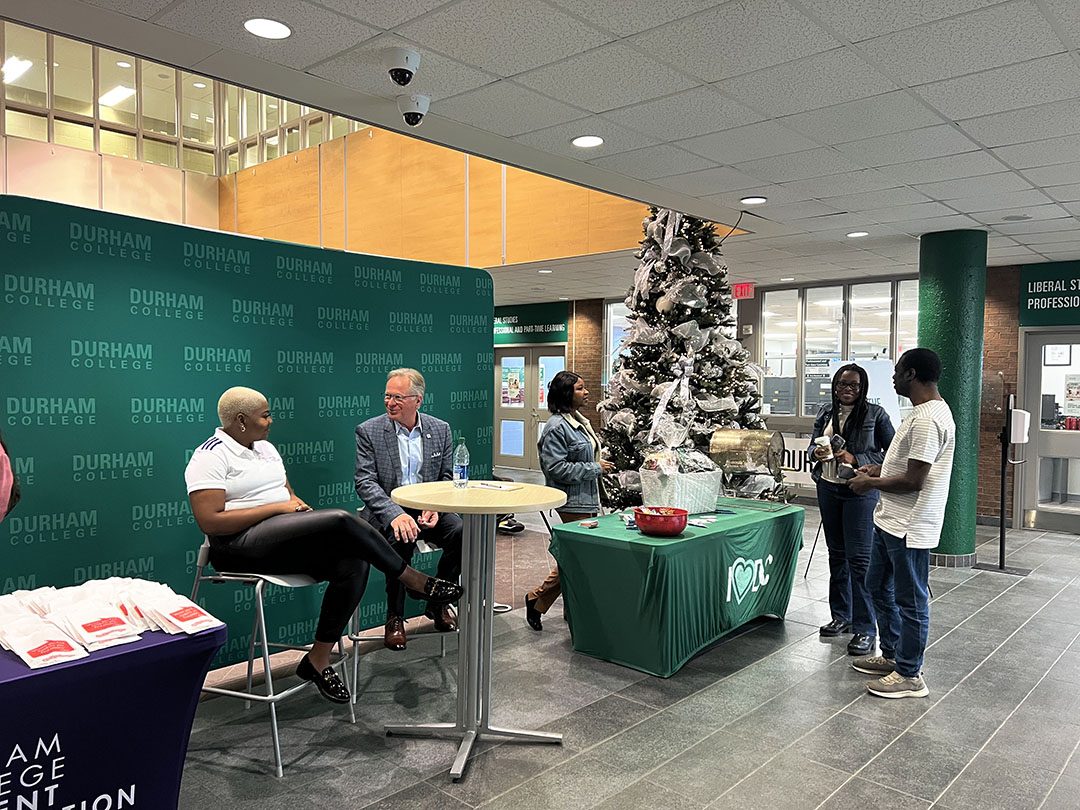 Students stopped by to grab treats, chat with the campus leaders and put their name into a draw.