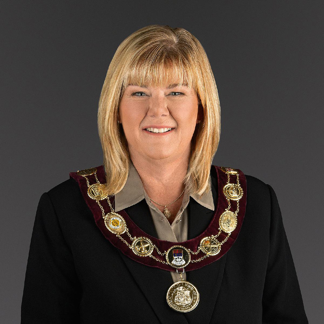 Mayor of Whitby, Elizabeth Roy.